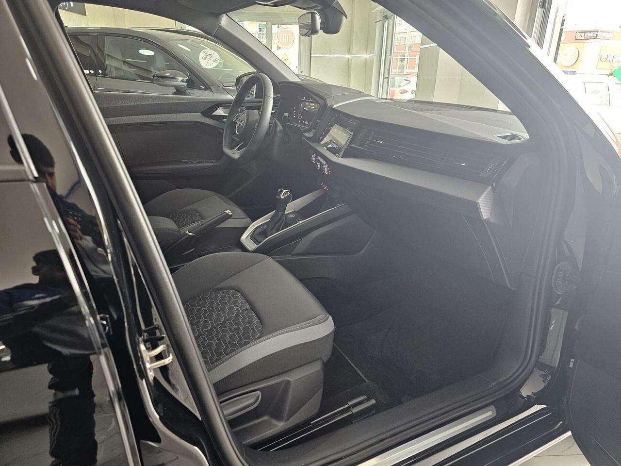 Audi A1 SPB 30 TFSI S tronic Identity Black
