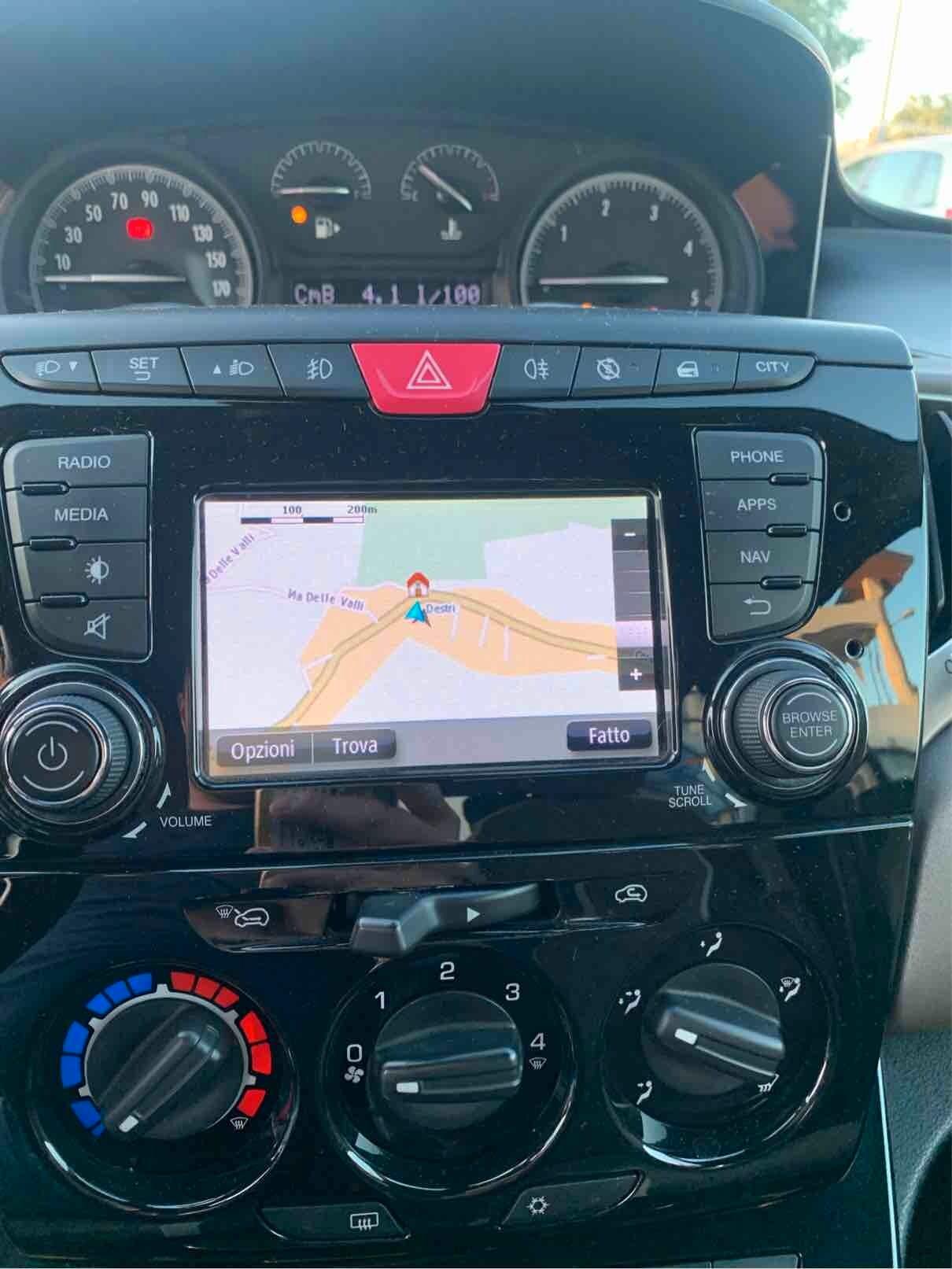 Lancia Ypsilon 1.3 MJT 95 CV