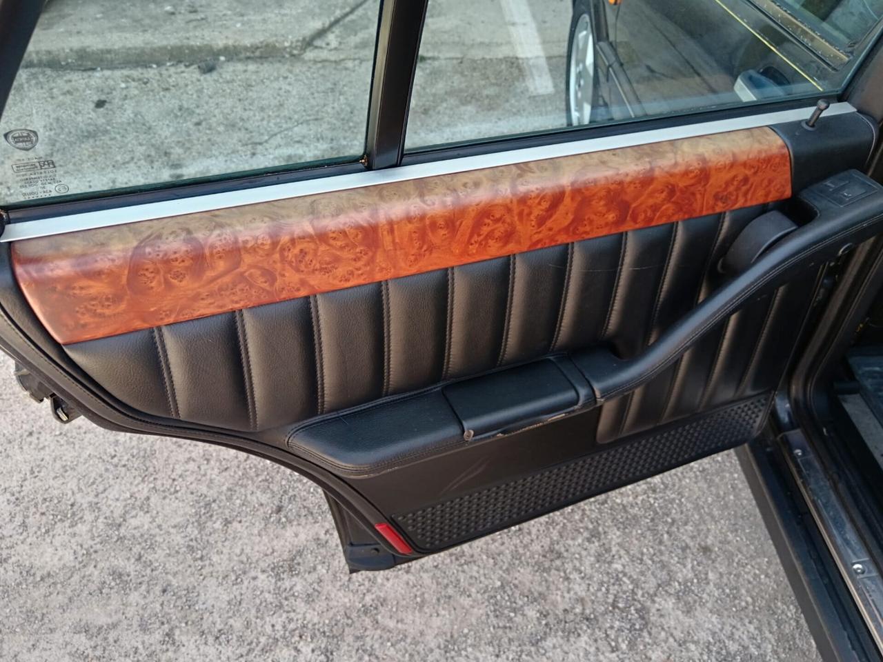 Lancia Thema 8.32 cat