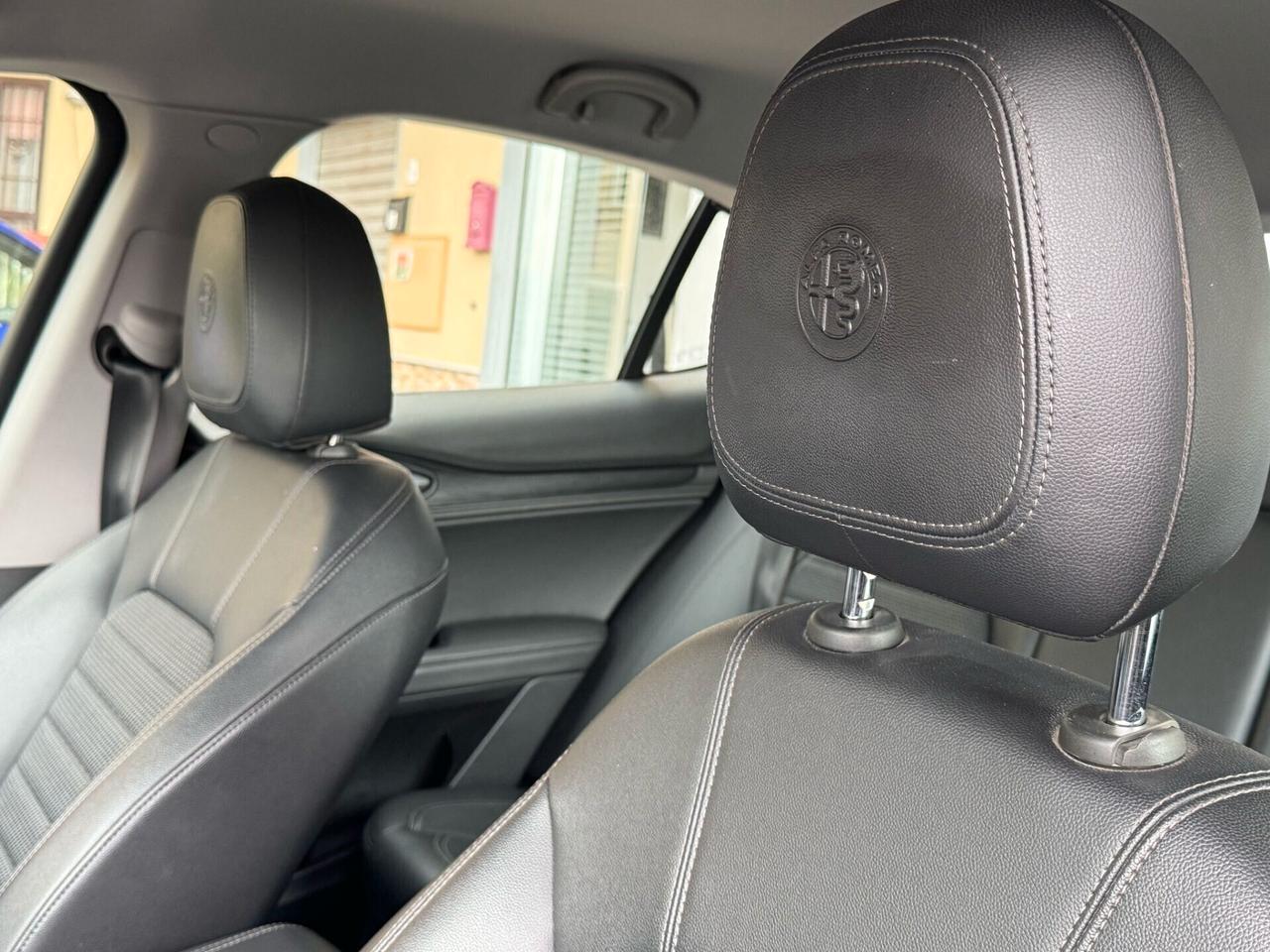 Alfa Romeo Stelvio 2.2 Turbodiesel 190 CV AT8 Q4 Executive