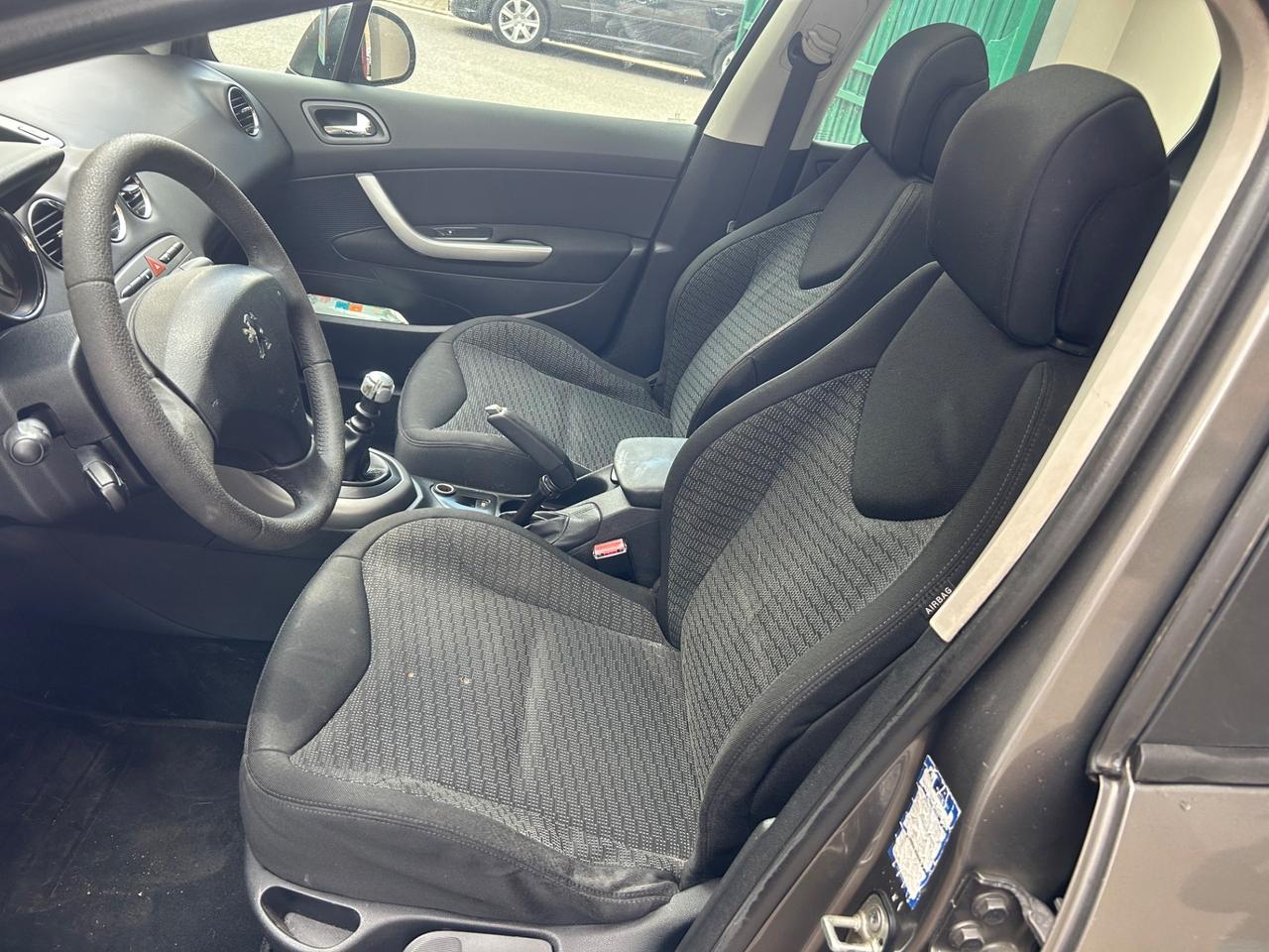 Peugeot 308 1.6 HDi 110CV SW Ciel Tecno