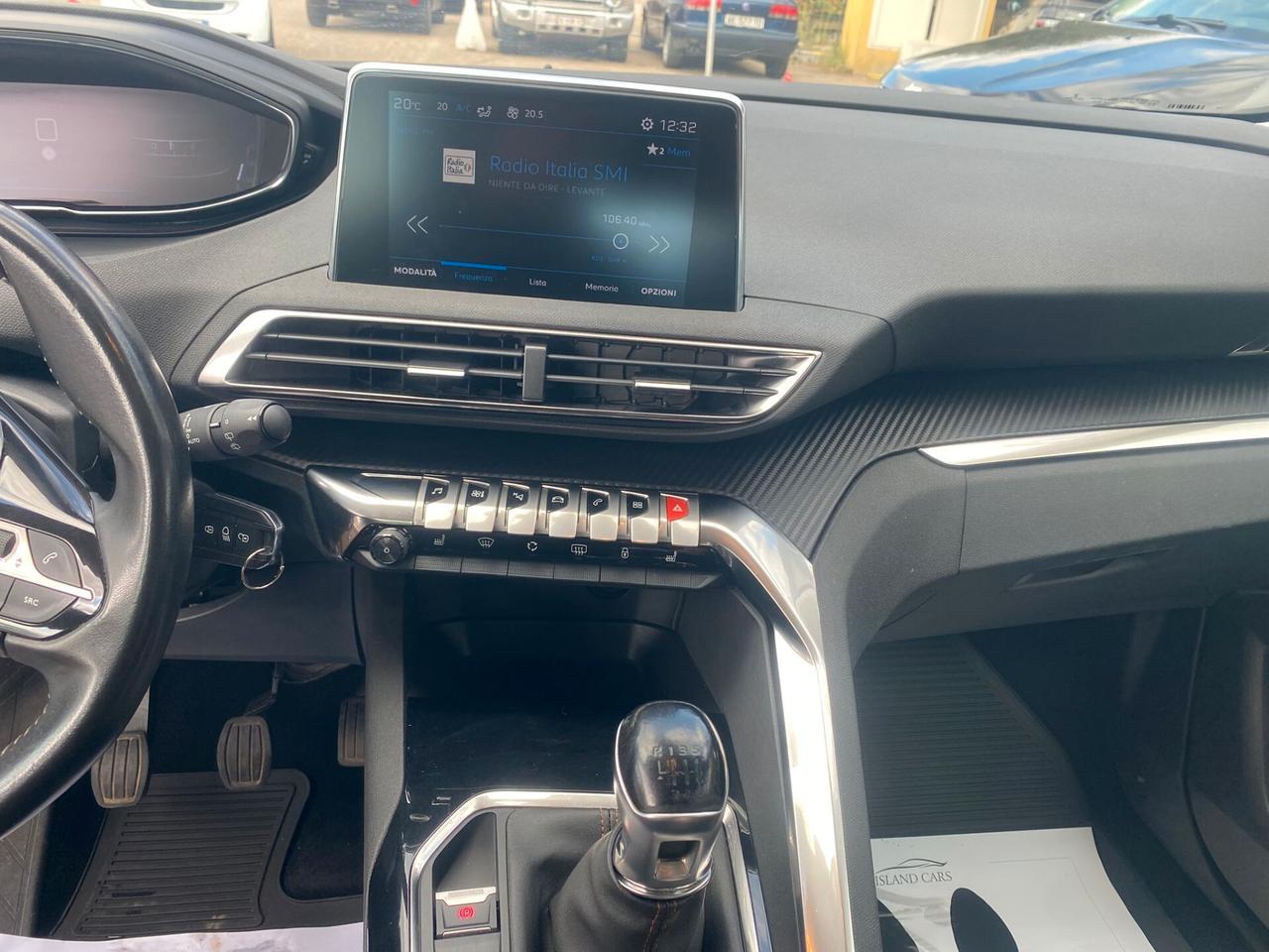 Peugeot 3008 PureTech Turbo 130 CV