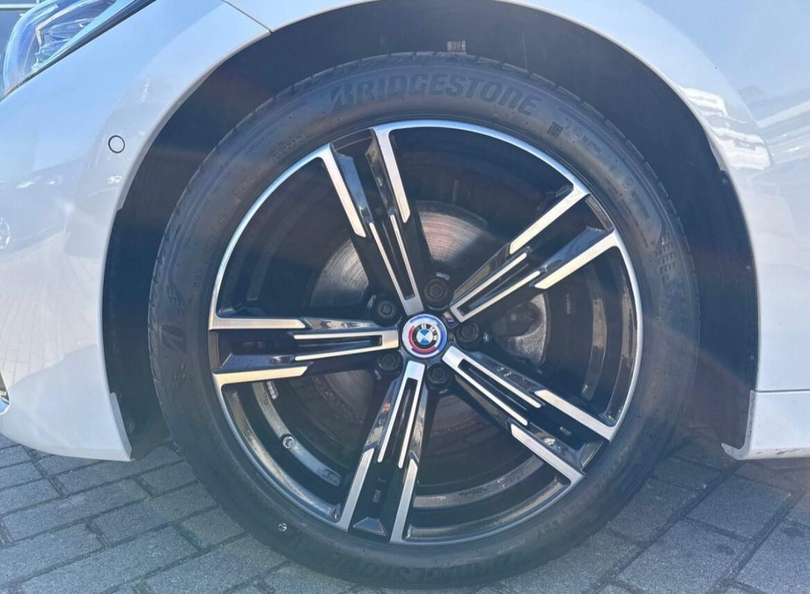 BMW 420 i Coupe M Sport
