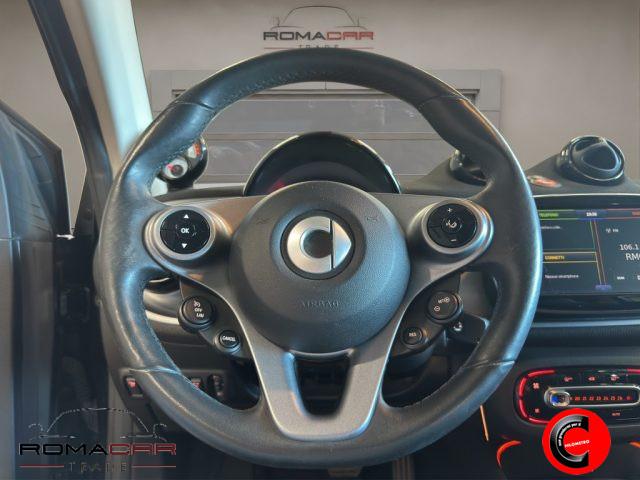 SMART ForTwo EQ cabrio TETTO APPLE CAR PLAY TELECAMERA
