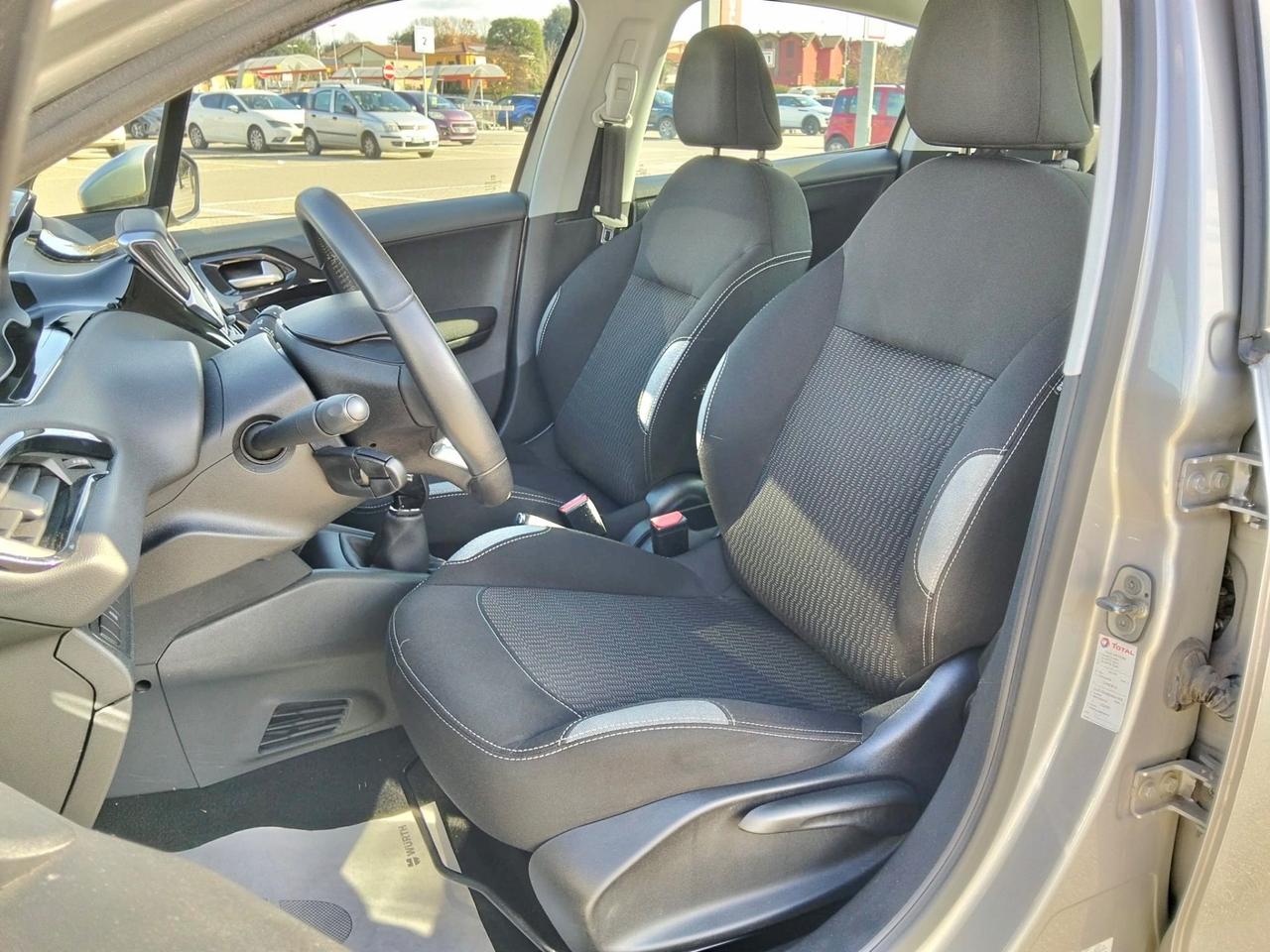 Peugeot 208 PureTech 82 5 porte Allure*Cerchi*Mirror Link*Euro 6