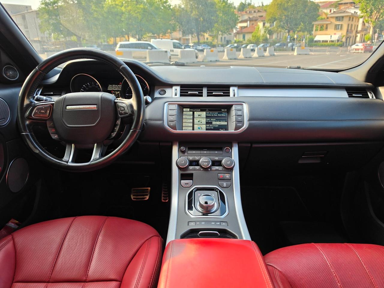 Rover Range Evoque 2.2 interno CARTIER
