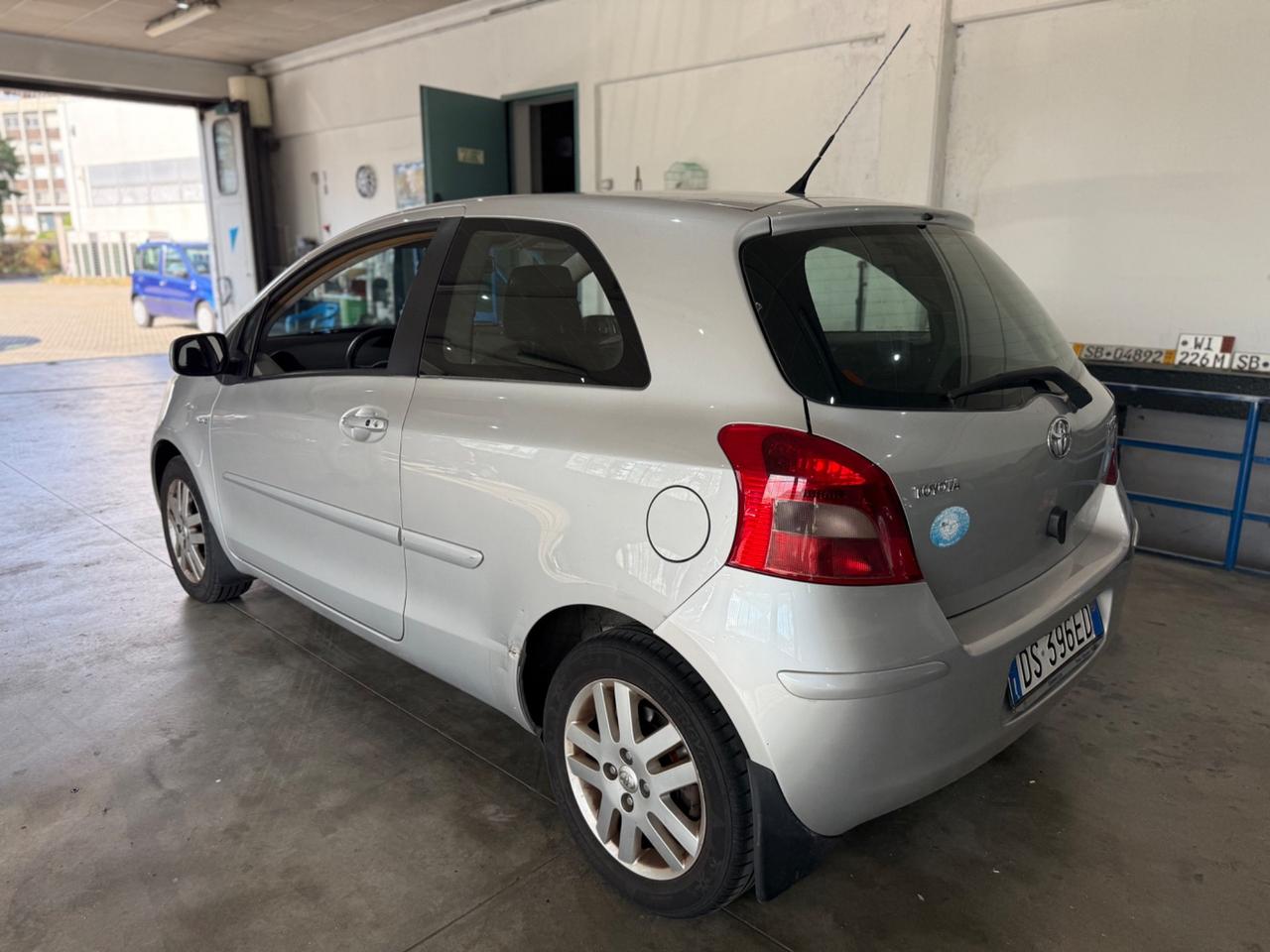 Toyota Yaris 1.4 D-4D 3 porte
