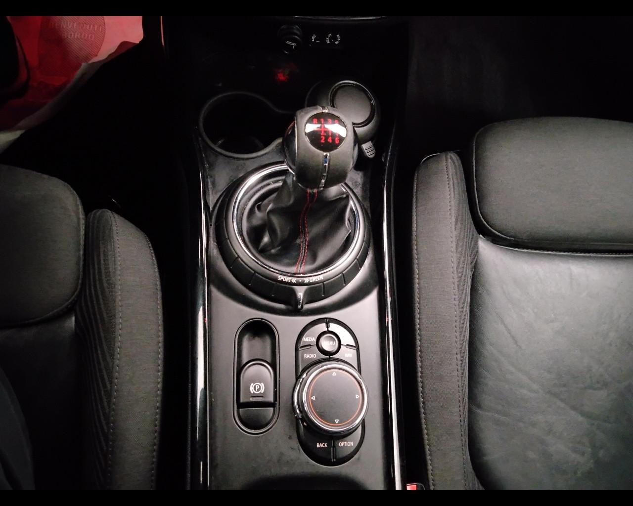 MINI Mini IV F54 2016 Clubman - Mini Clubman 2.0 Cooper SD Hype