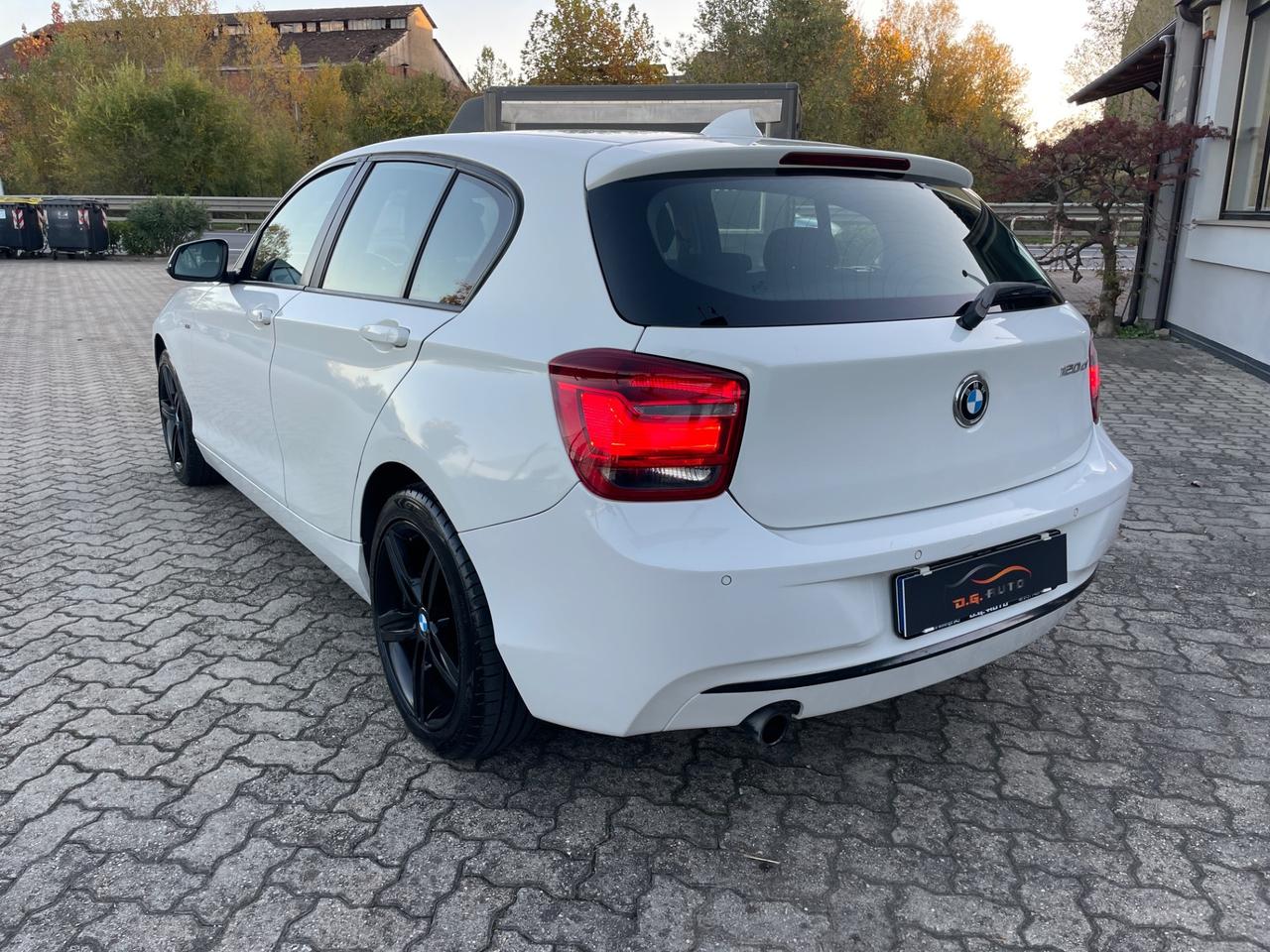 Bmw 120 120d 5p. Sport