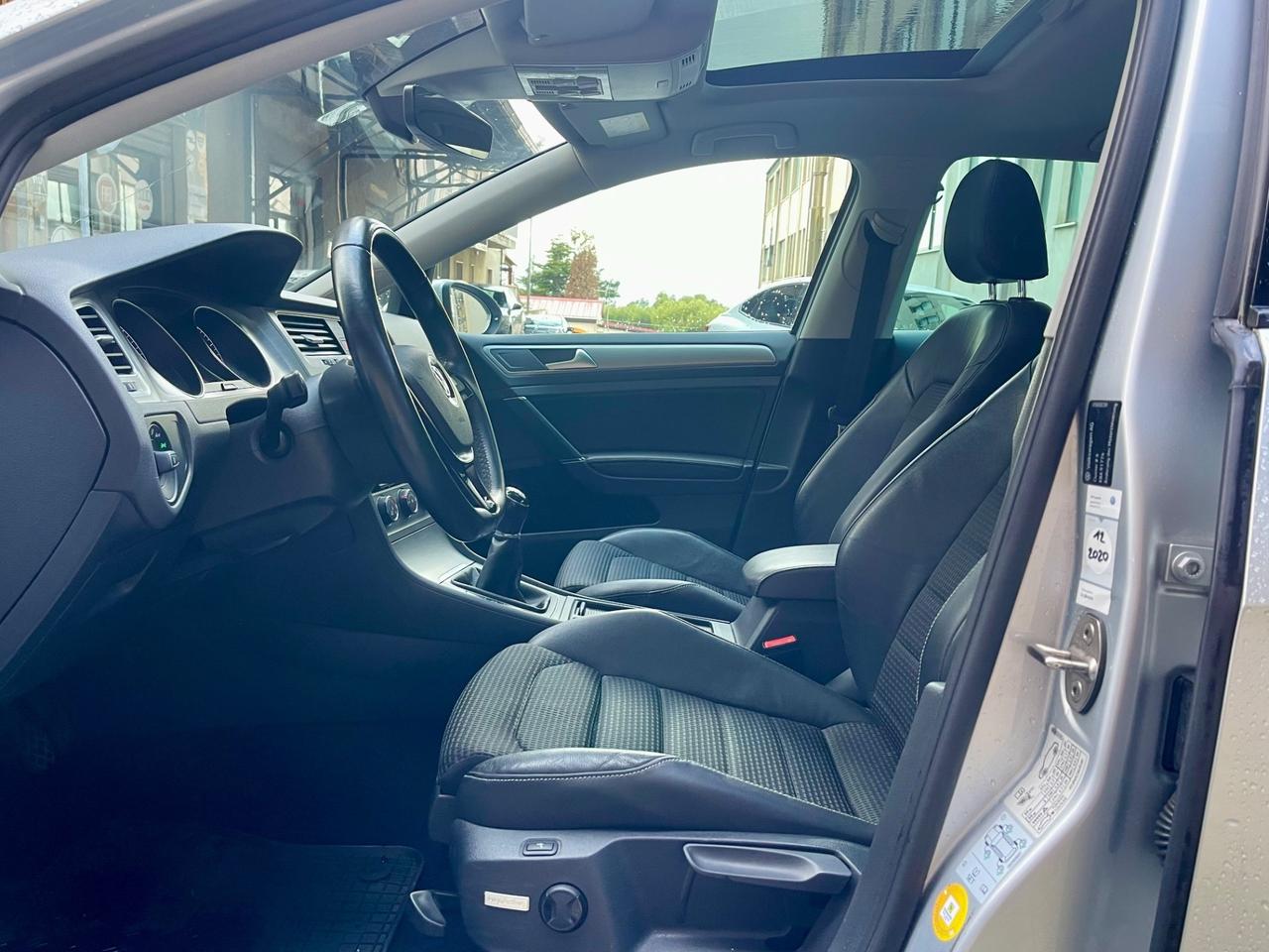 Volkswagen Golf 2.0 TDI 5p. Highline BlueMotion (Tetto apribile)