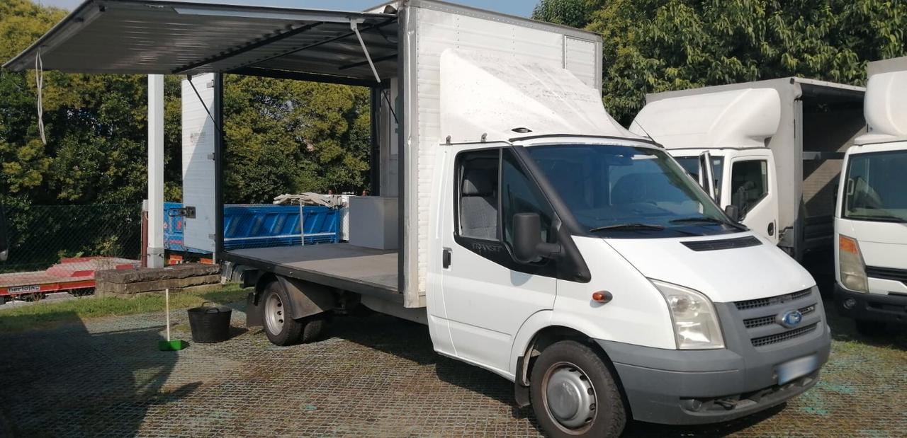 Ford Transit 350 L CAB