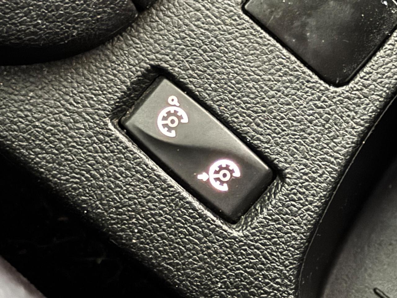 Renault Clio 1.2 75CV benzina 5 porte Life - OK NEOPATENTATI/E!