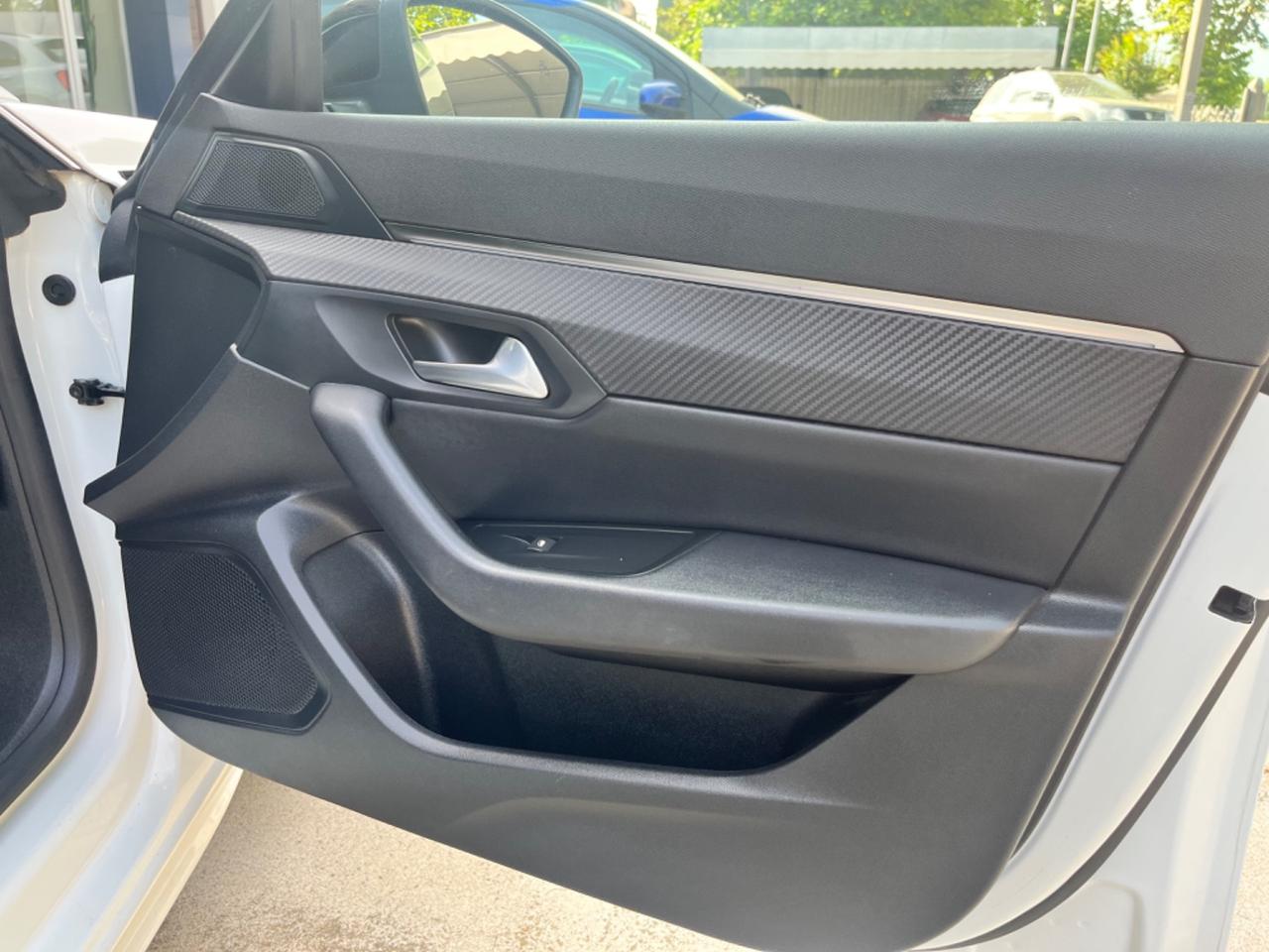 Peugeot 508 BlueHDi 130 Stop&Start EAT8 SW Allure Pack