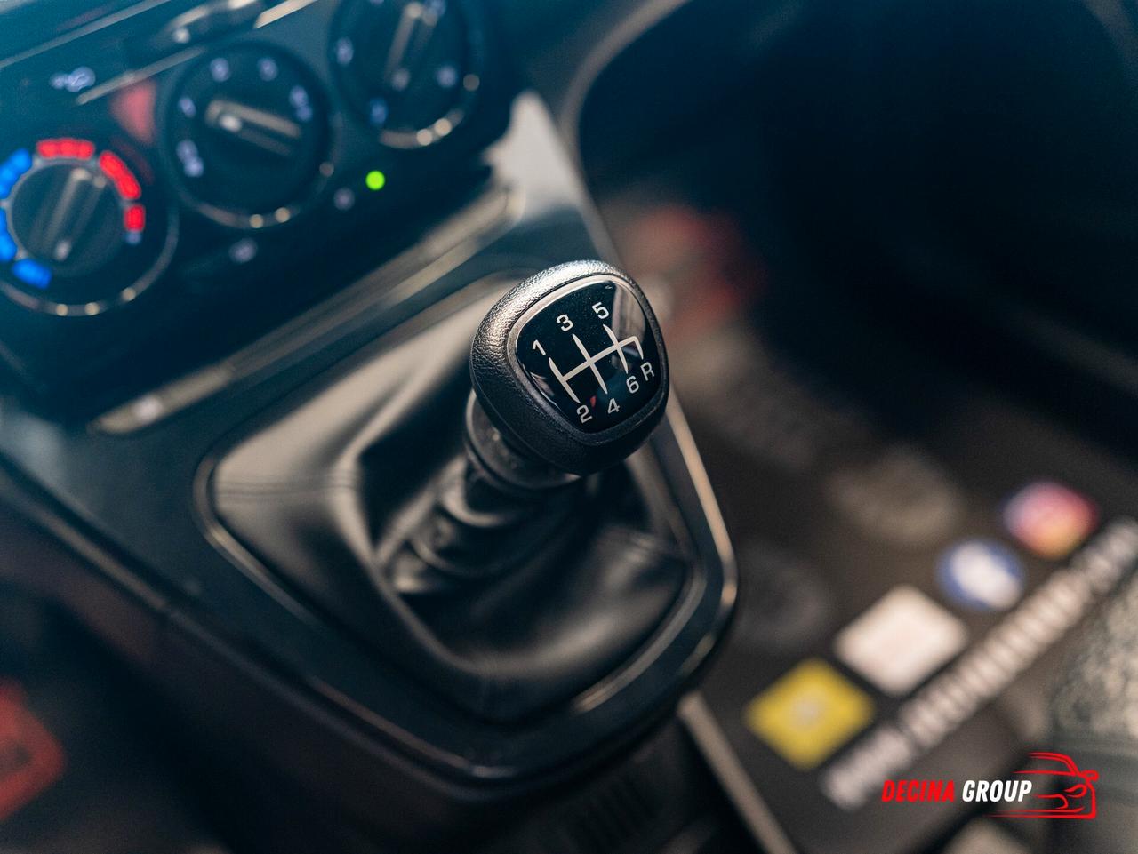 Lancia Ypsilon 1.0 FireFly Hybrid Silver 70 cv