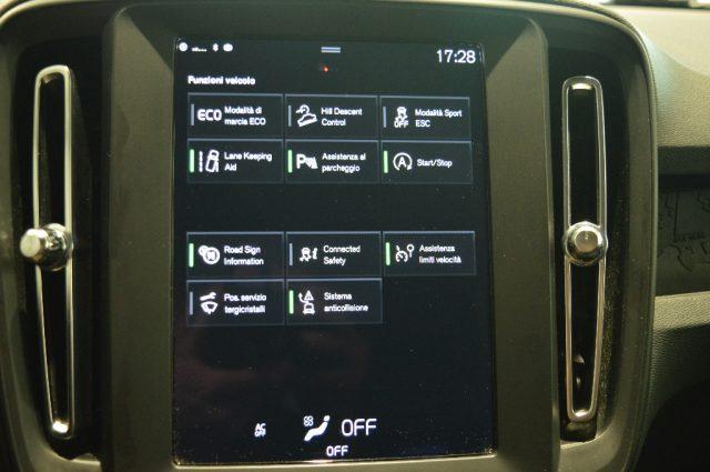 VOLVO XC40 T2 automatico Essential