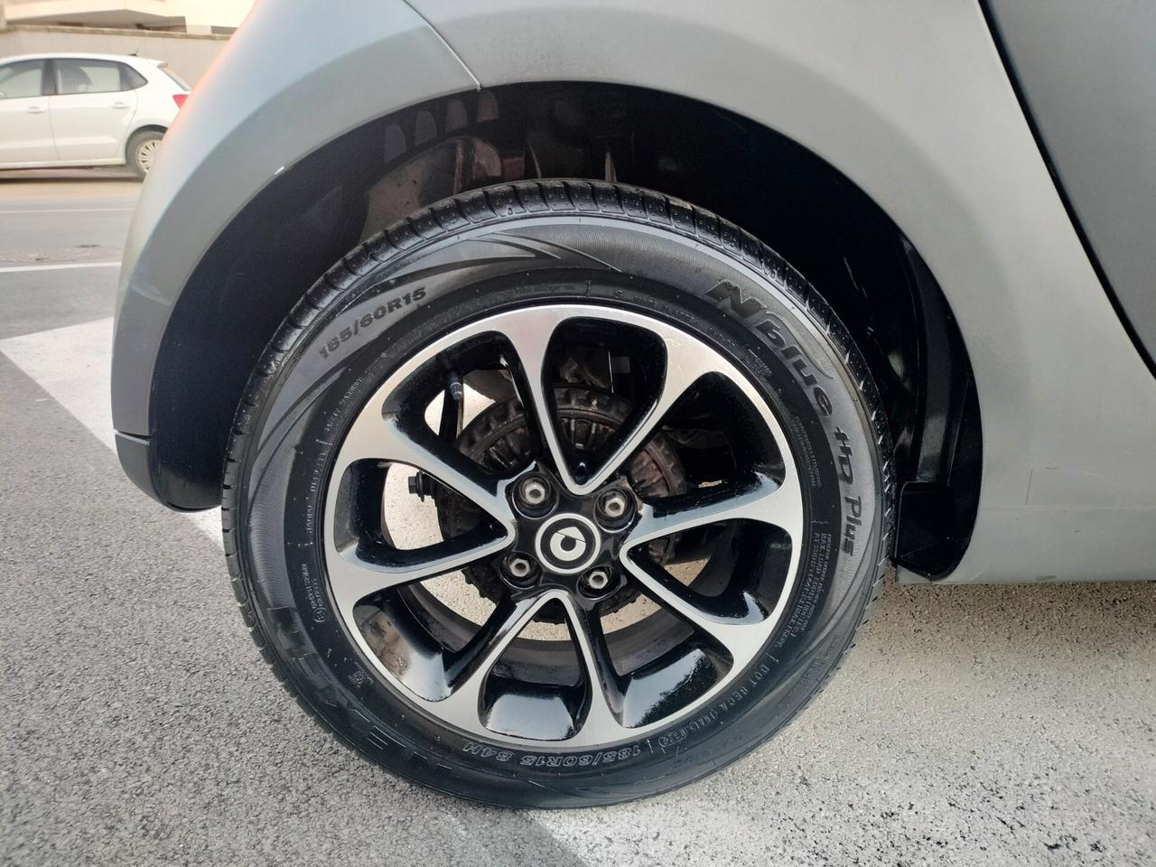 Smart ForTwo 1000 52 kW MHD coupé passion