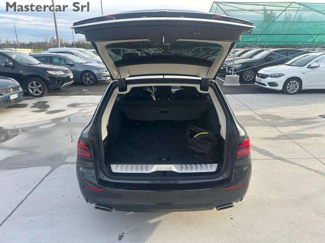 BMW 530 Touring LCI 530e Touring Business auto - GF943CD