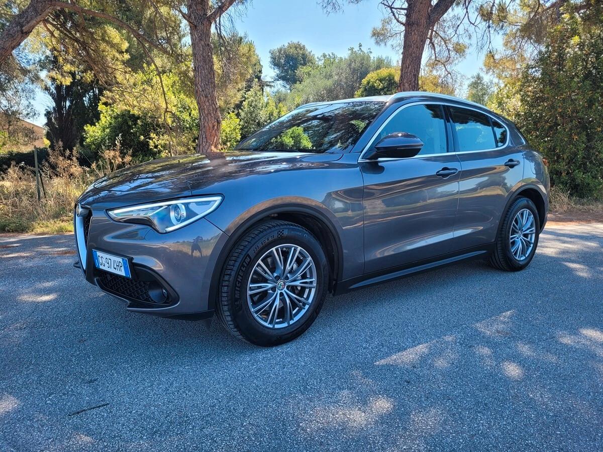 Alfa Romeo Stelvio 2.2 Turbodiesel 190 CV AT8 Q4 Business