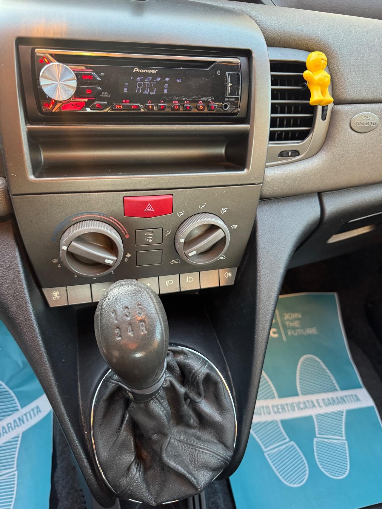 Lancia Ypsilon 1.2 60 cv Argento