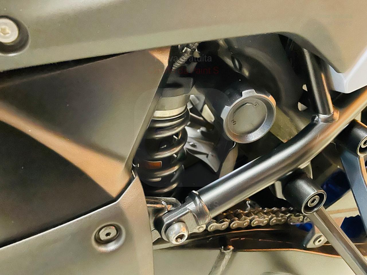 Suzuki V Strom DL 1050 top caise