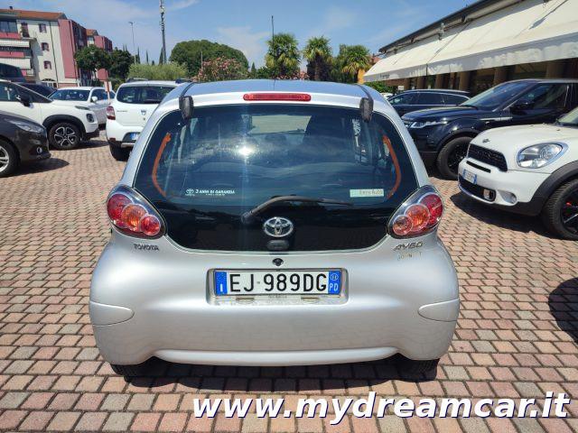 TOYOTA Aygo 1.0 Now Connect NEOPATENTATI