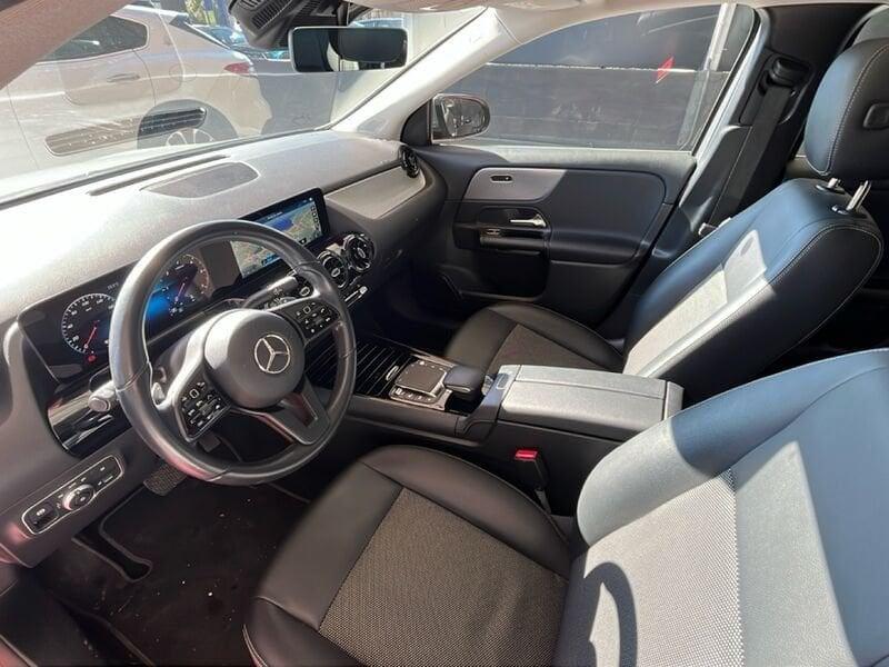 Mercedes-Benz GLA 180 d Automatic Business Extra