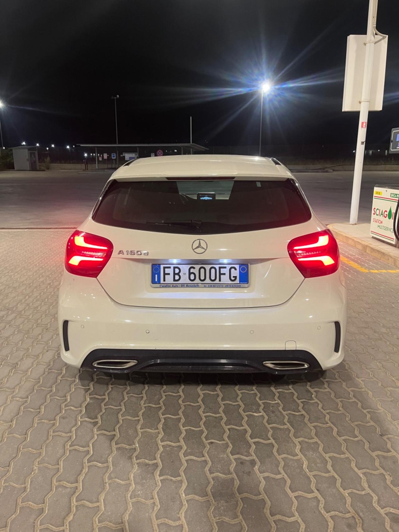 Mercedes-benz A 180 A 180 d Automatic Premium