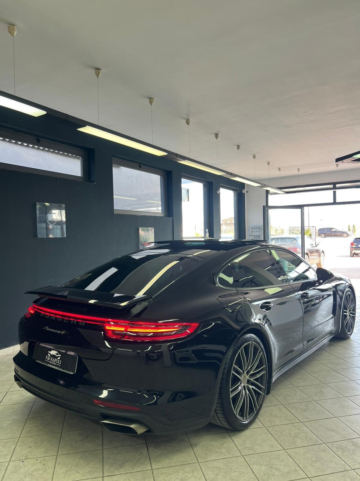 Porsche Panamera 3.0 4