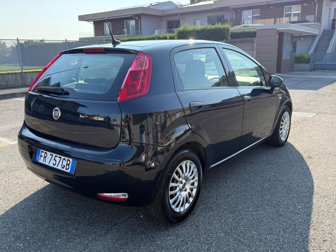 Fiat Punto 1.3 MJT II S&S 95 CV 5 porte Street
