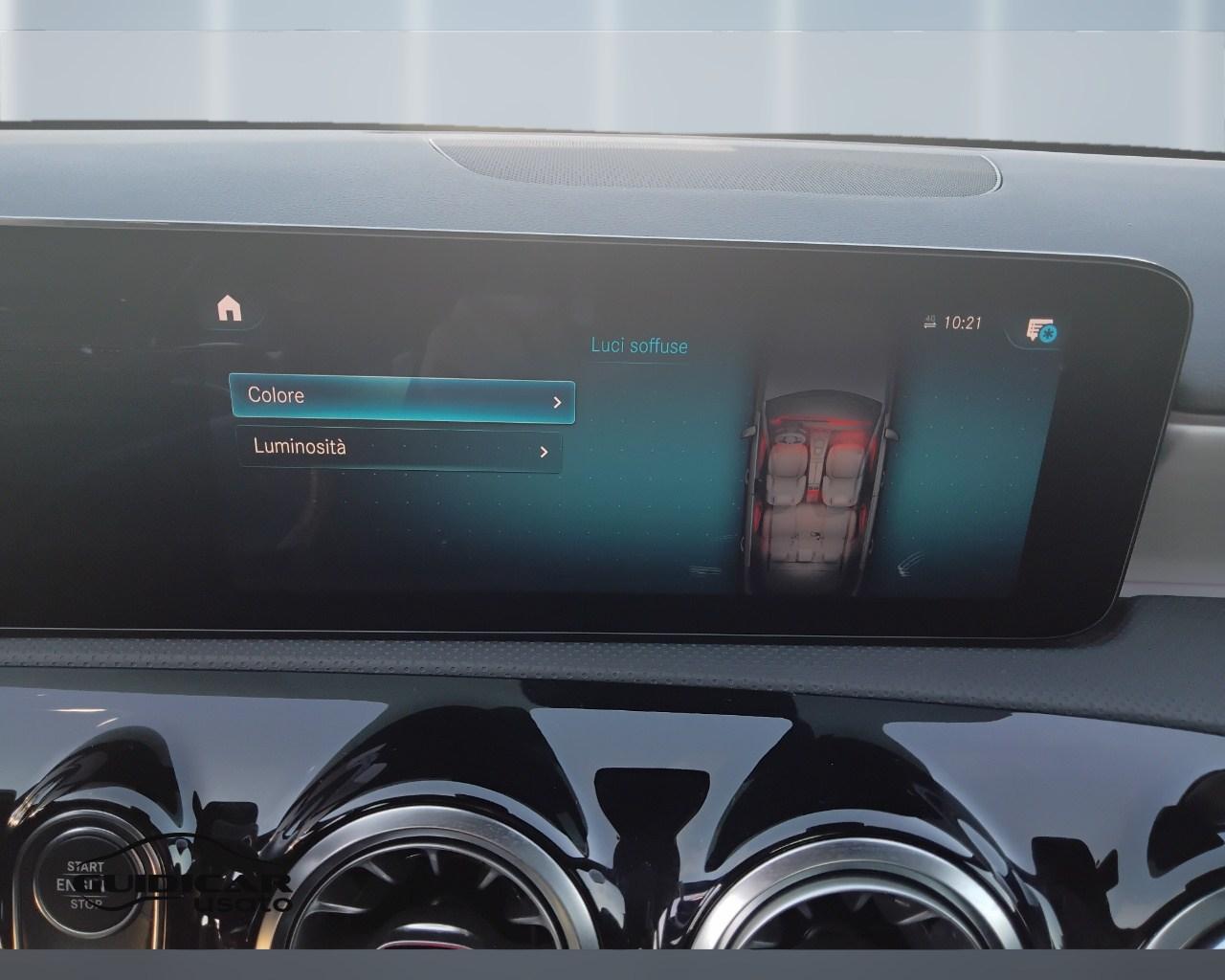 Mercedes-Benz Classe A - W177 2018 - A 200 d Premium auto