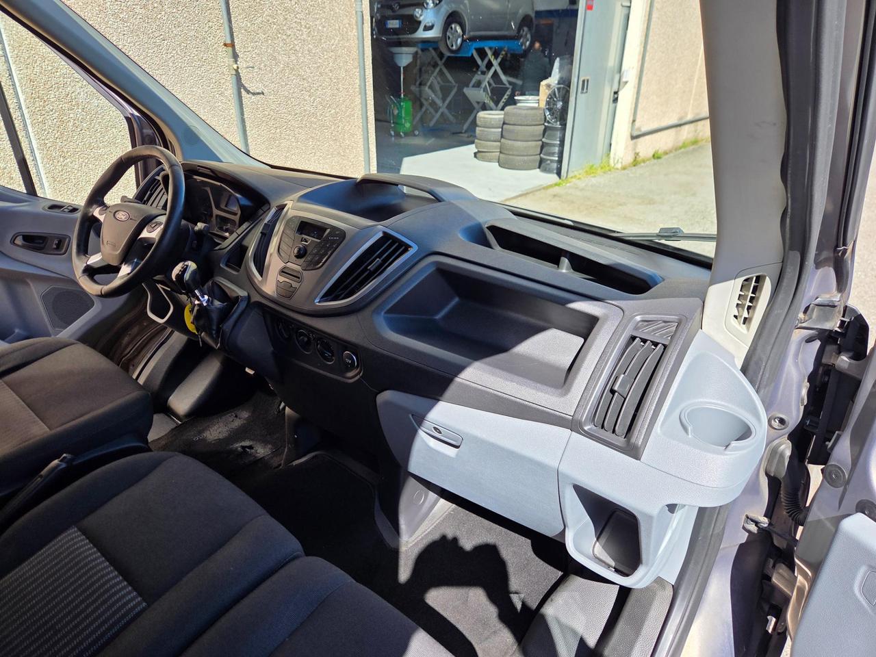 FORD Transit 350 tr.post.2.2 tdci 125cv trend L2H2 + IVA