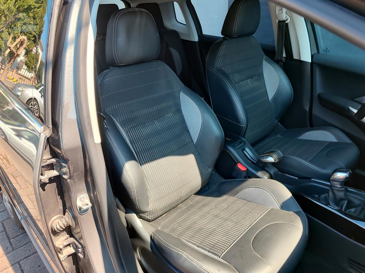 Peugeot 2008 PureTech 82 S&S Allure
