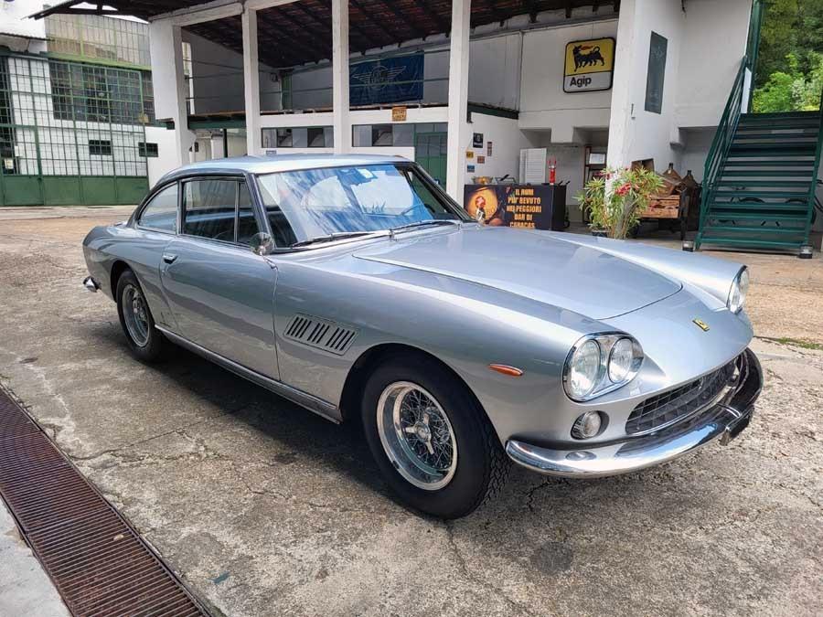 Ferrari 330 GT 2 2 I Serie – 1964