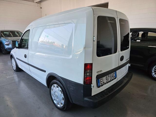 Opel Combo 1.3 NEOPATENTATI