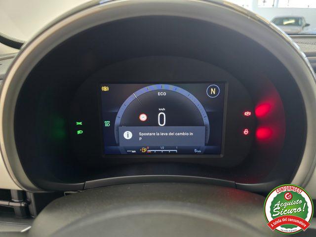 FIAT 600 Hybrid DCT MHEV La Prima