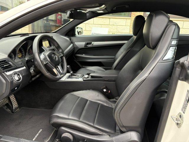 MERCEDES-BENZ E 220 CDI Coupé