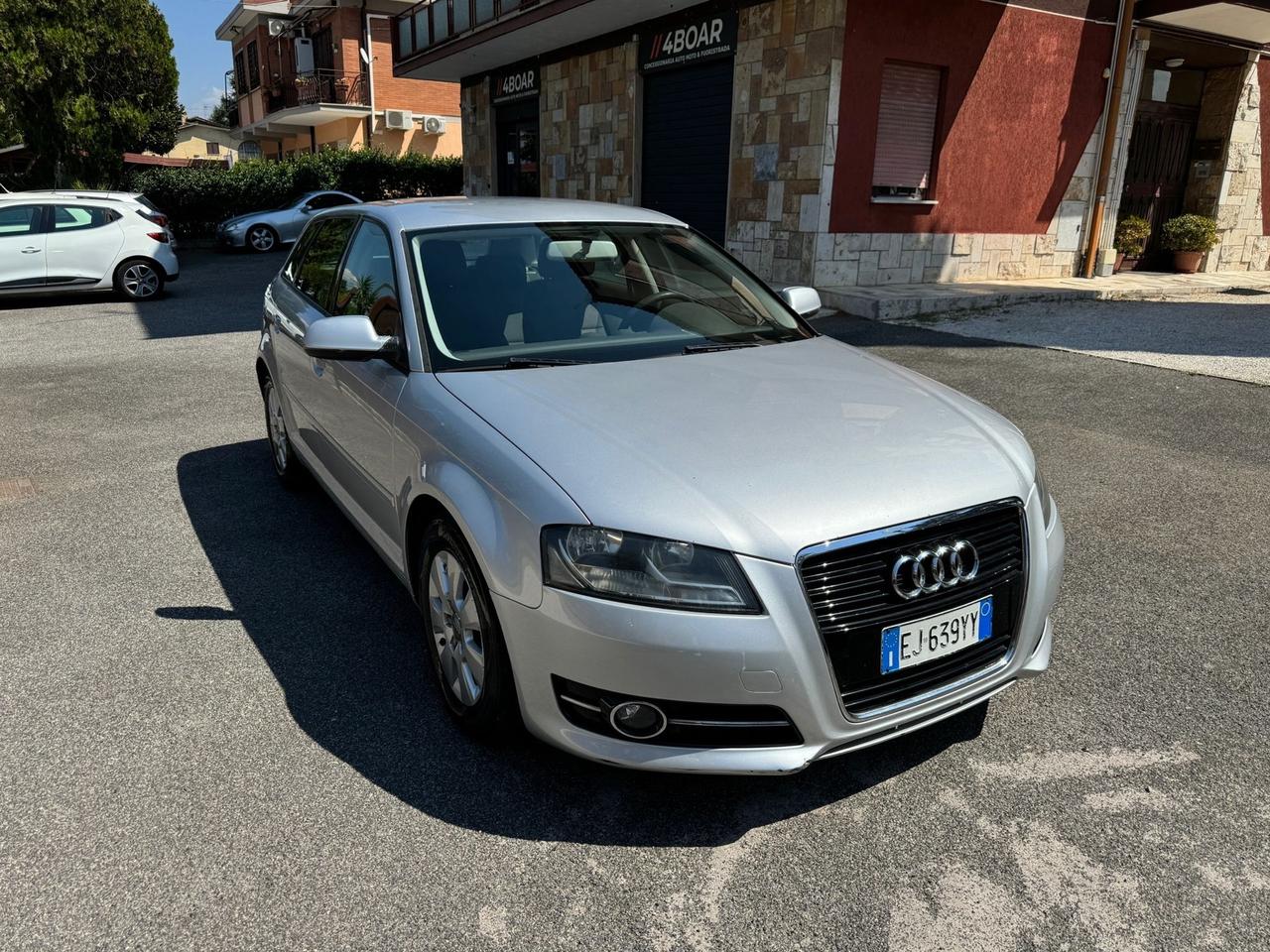 Audi A3 SPB 1.6 TDI 105 CV CR Attraction