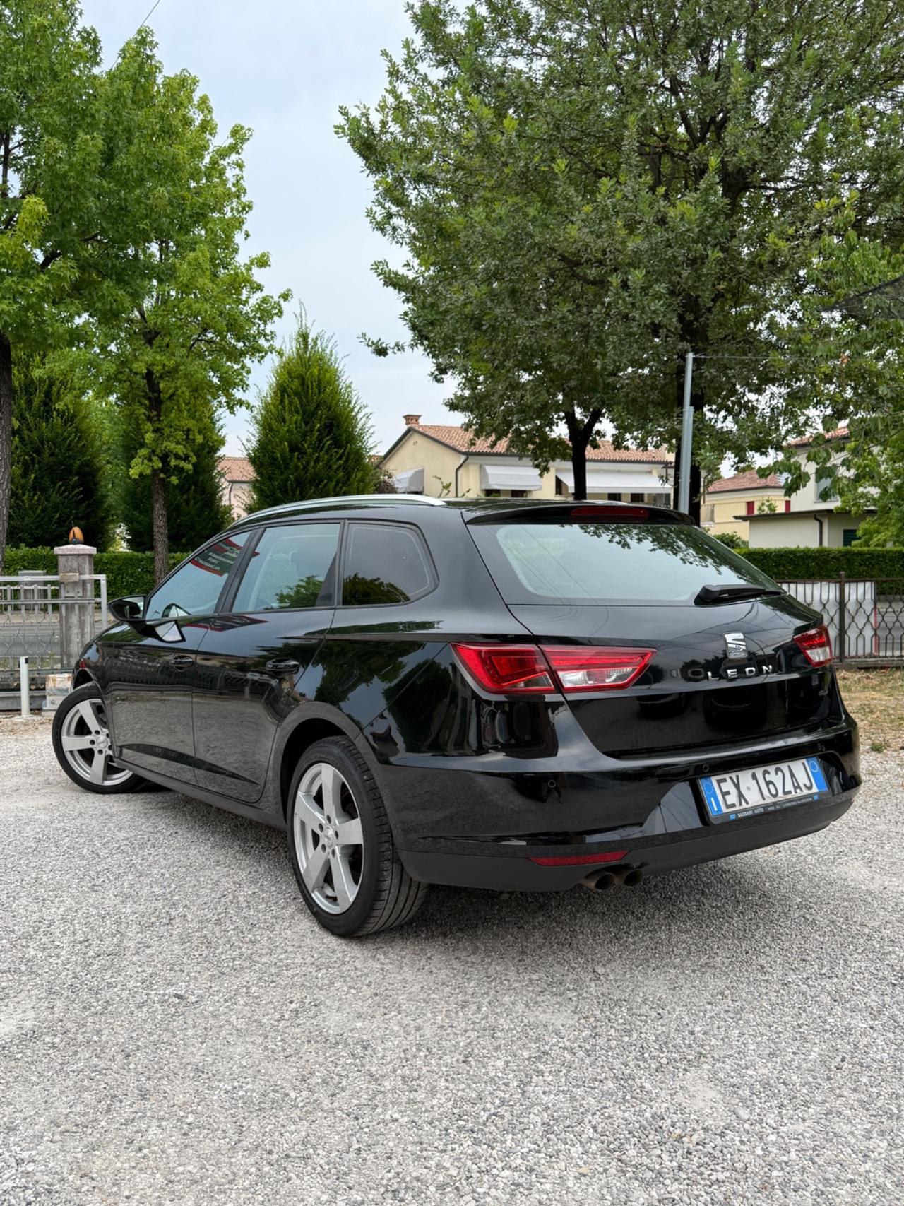 Seat Leon 1.6 TDI 105 CV 4DRIVE ST Start/Stop Style