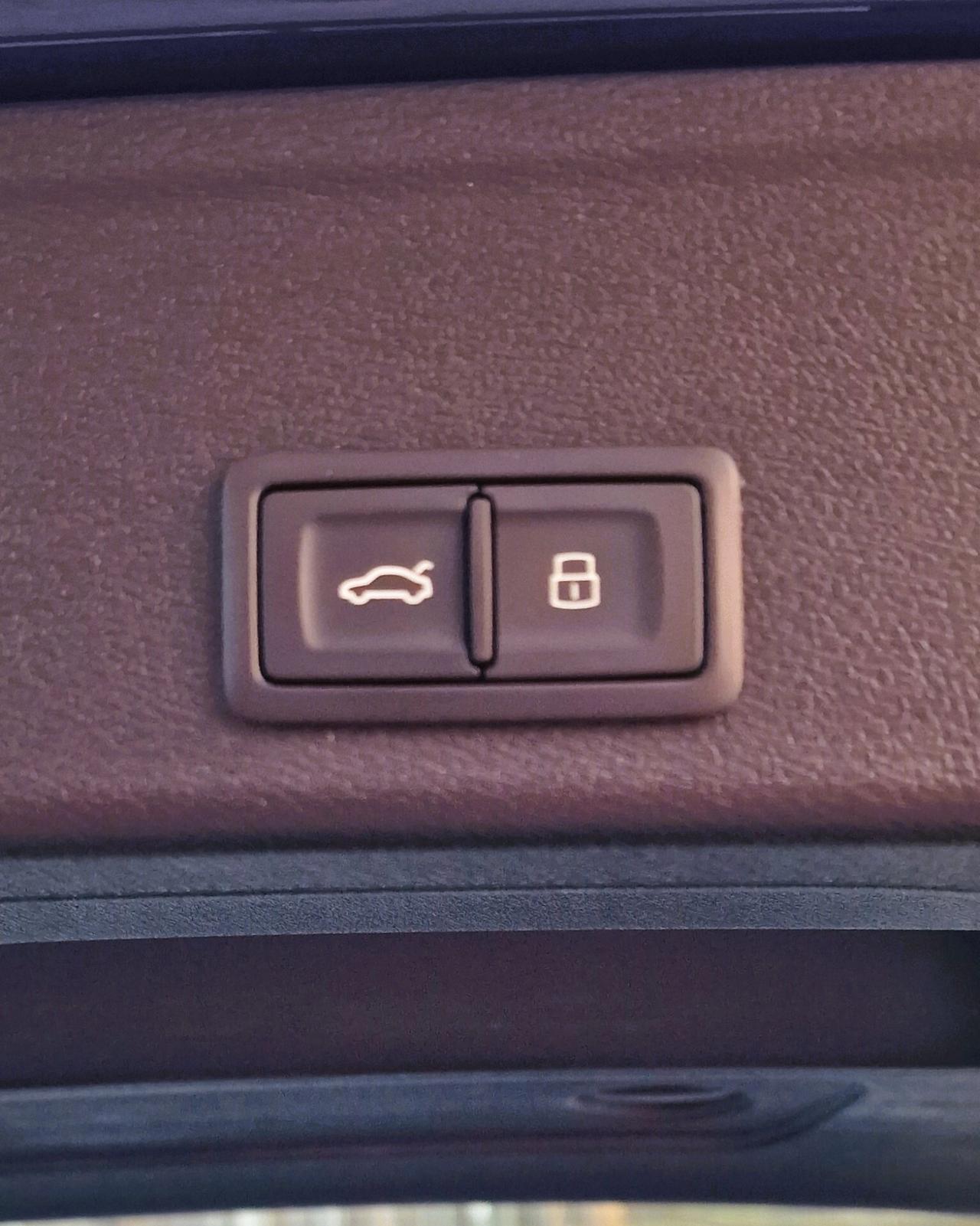 Audi A4 Avant 40 TDI S tronic Business