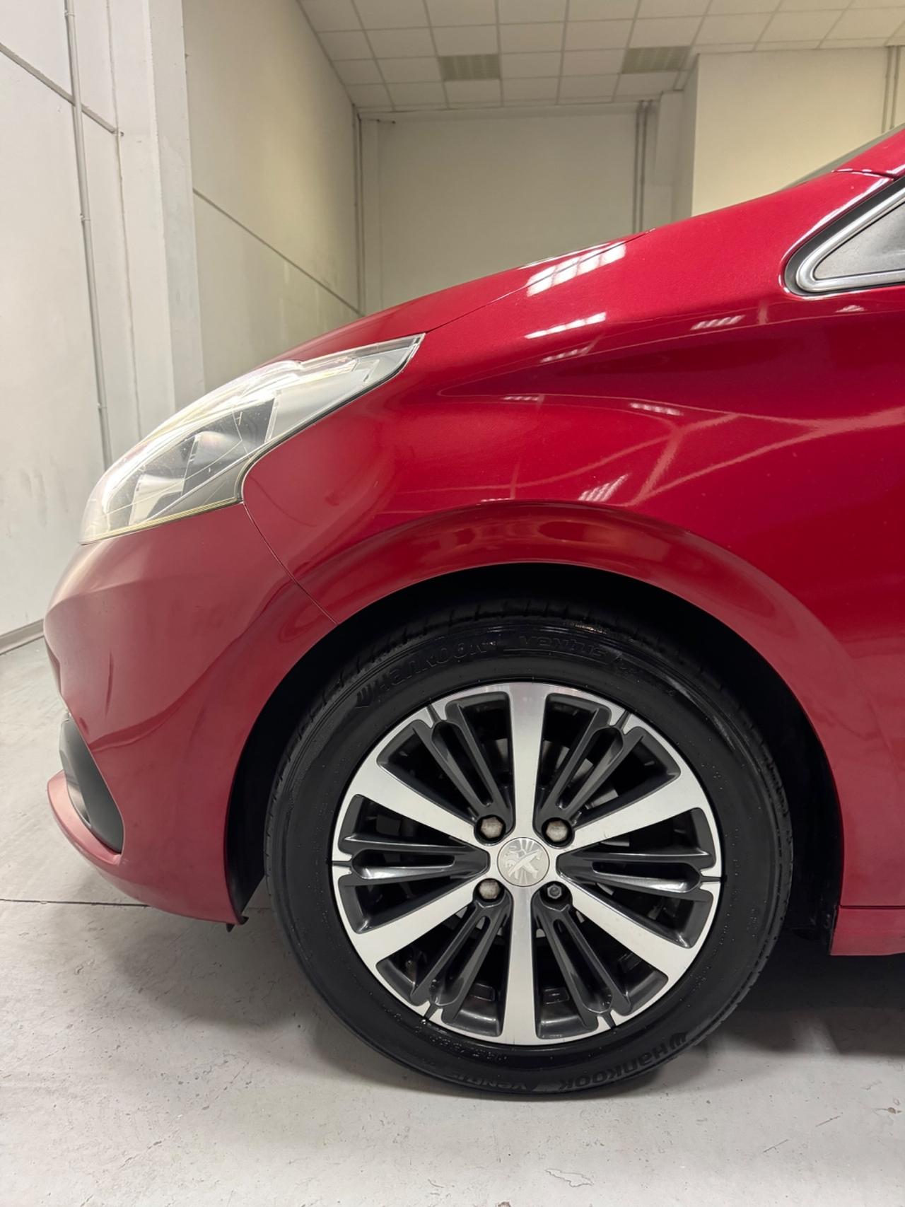 Peugeot 208 PureTech 82 5 porte Allure