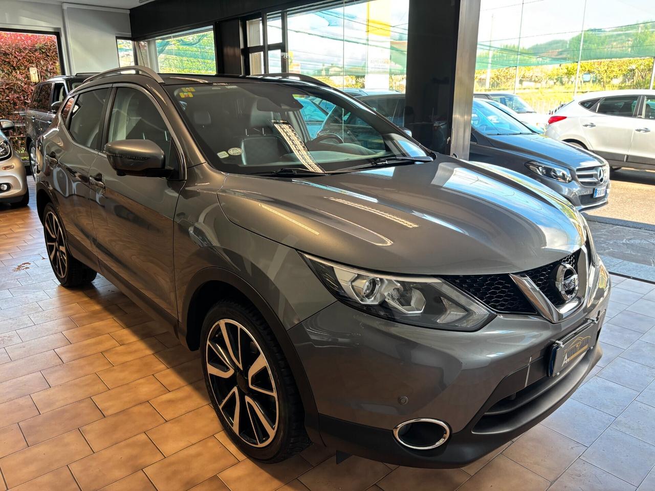 Nissan Qashqai 1.5 dci Tekna *NEOPATENTAI*EURO6*CINGHIA FATTA