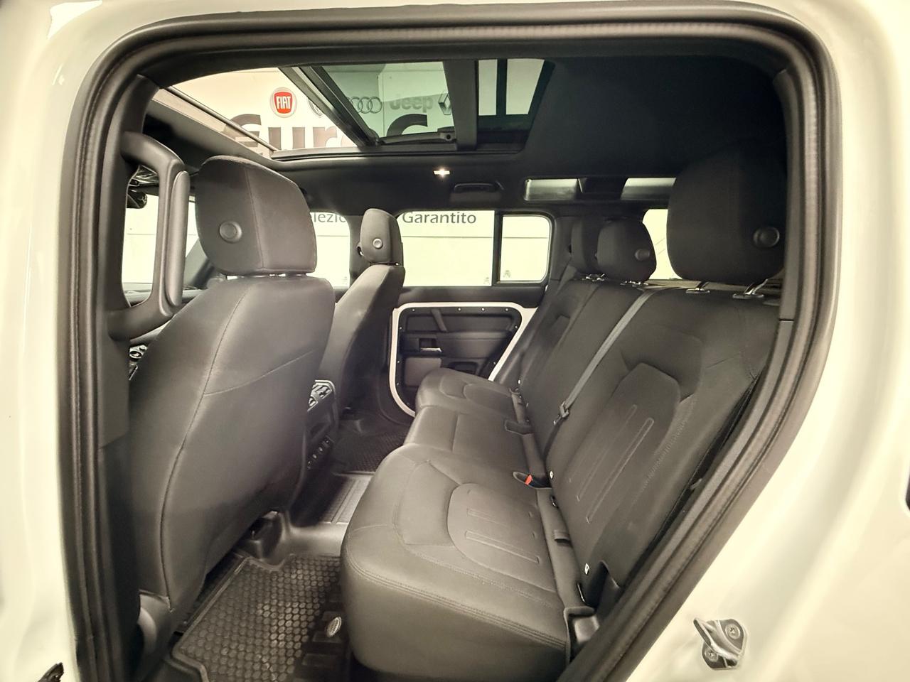 Land Rover Defender 110 3.0D I6 250 CV AWD Auto X-Dynamic HSE 01/2021 Euro 6 d Temp