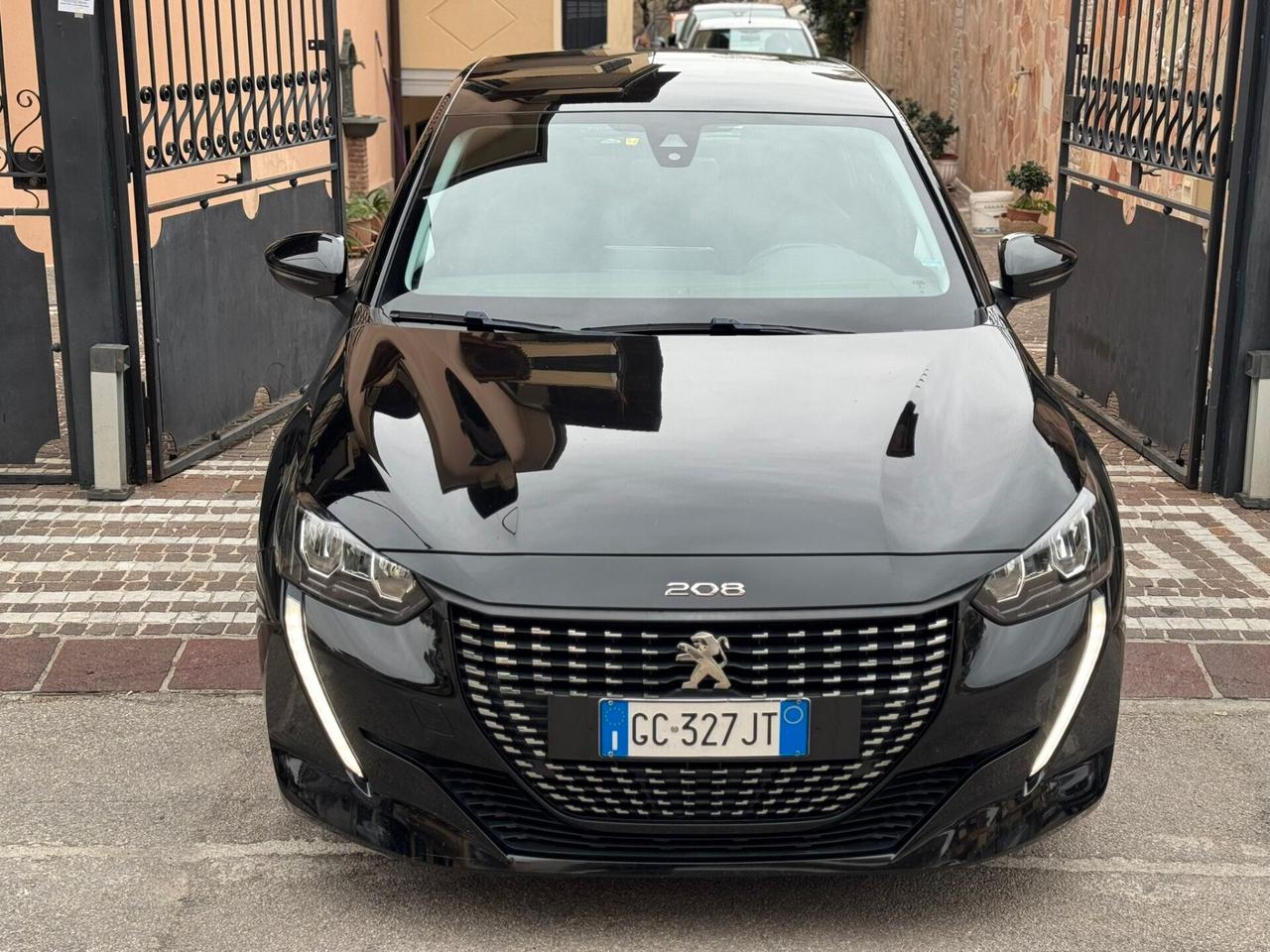 Peugeot 208 BlueHDi 100 Allure