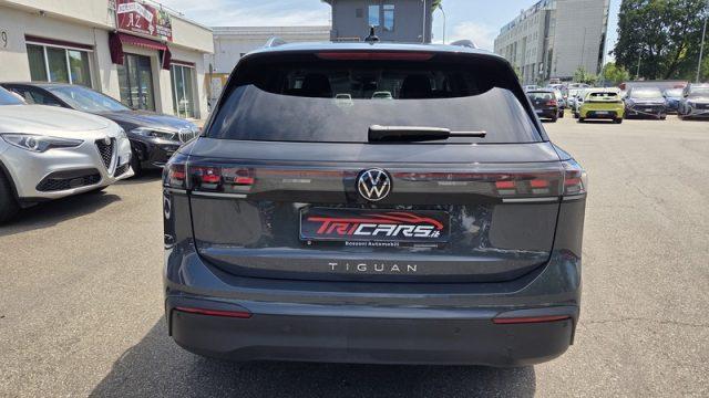 VOLKSWAGEN Tiguan 2.0 TDI 150 CV DSG Life PERMUTE UNICOPRIETARIO