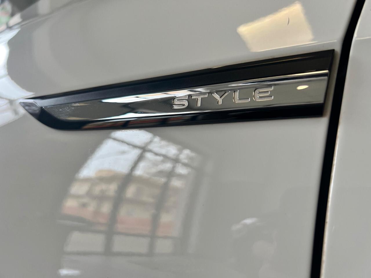 Volkswagen Golf 2.0 TDI 150 CV DSG SCR Style 2022