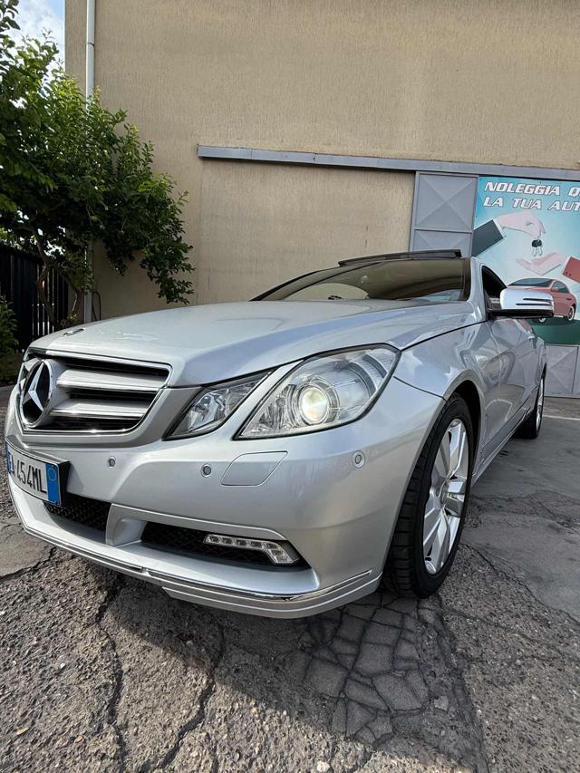 MERCEDES-BENZ E 250 CDI Coupé BlueEFFICIENCY Avantgarde