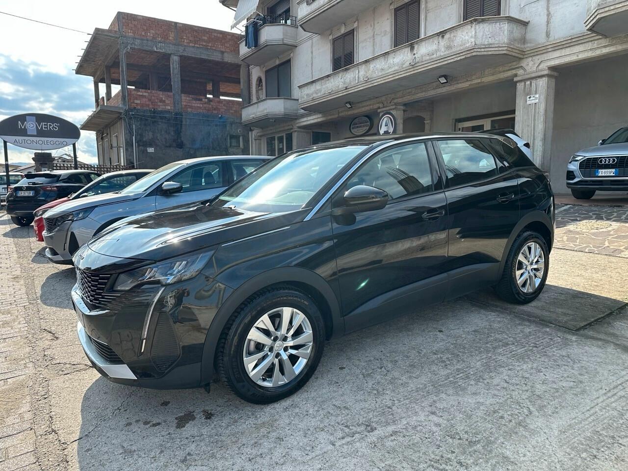 Peugeot 3008 1.5 bluehdi 130CV AT8