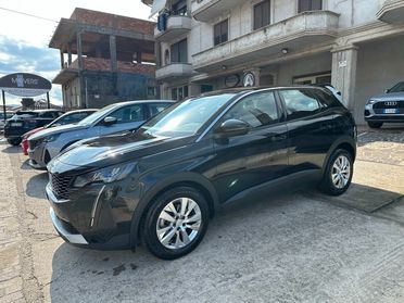 Peugeot 3008 1.5 bluehdi 130CV AT8