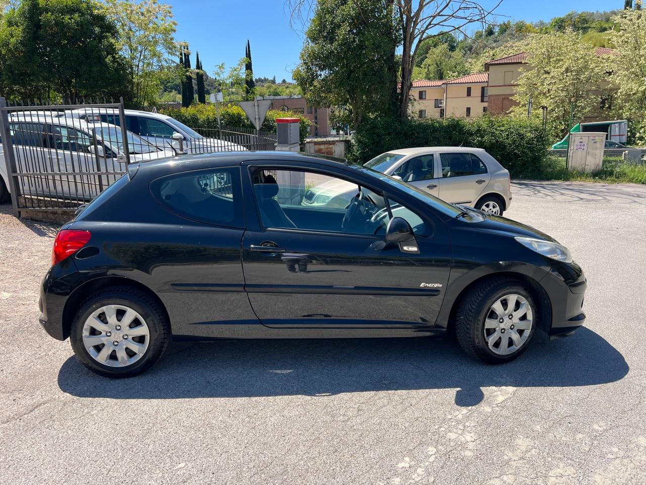 Peugeot 207 1.4 VTi 95CV 3p. ONE Line