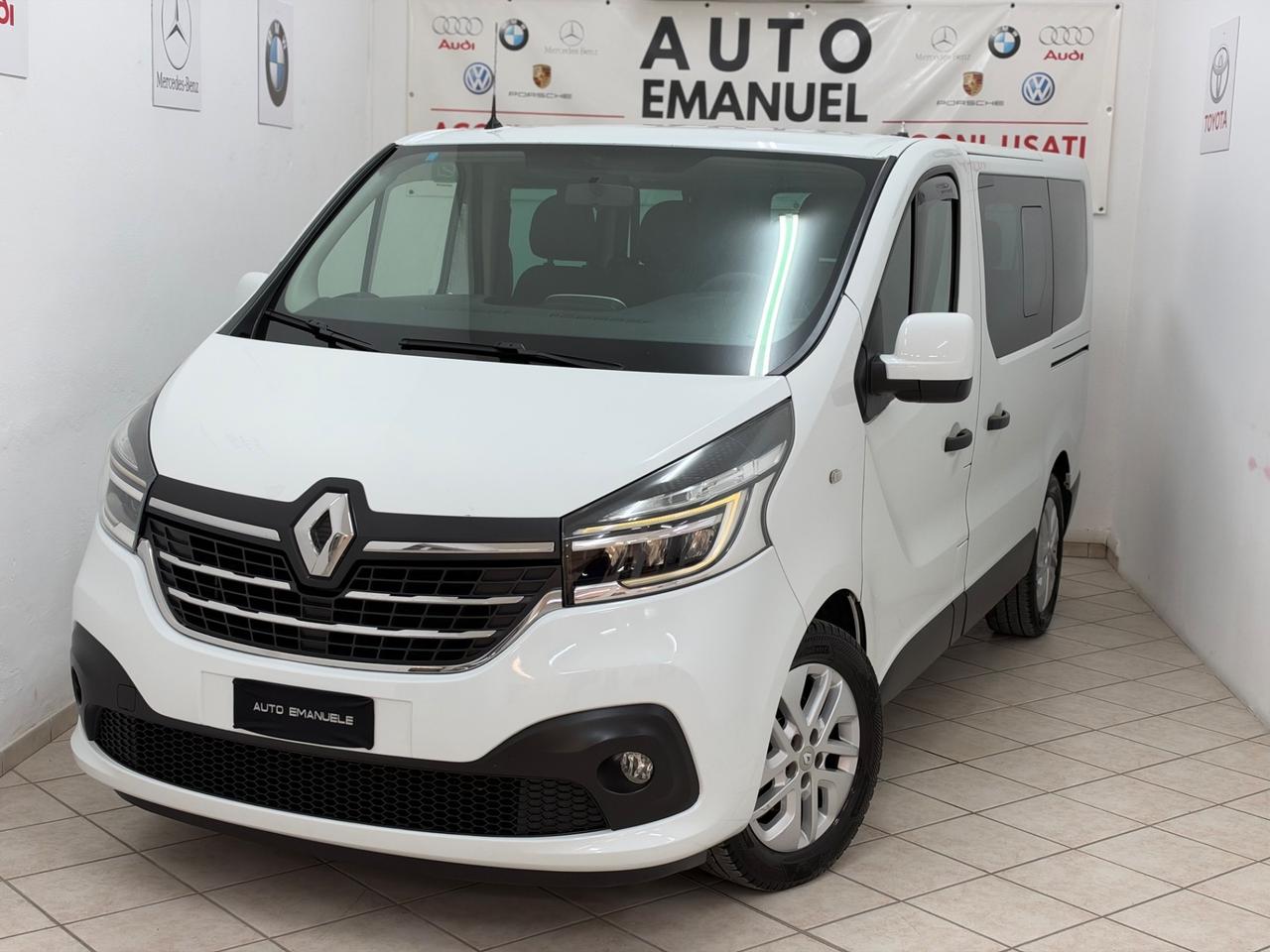 Renault Trafic 2.0 dCi 145CV 9Posti